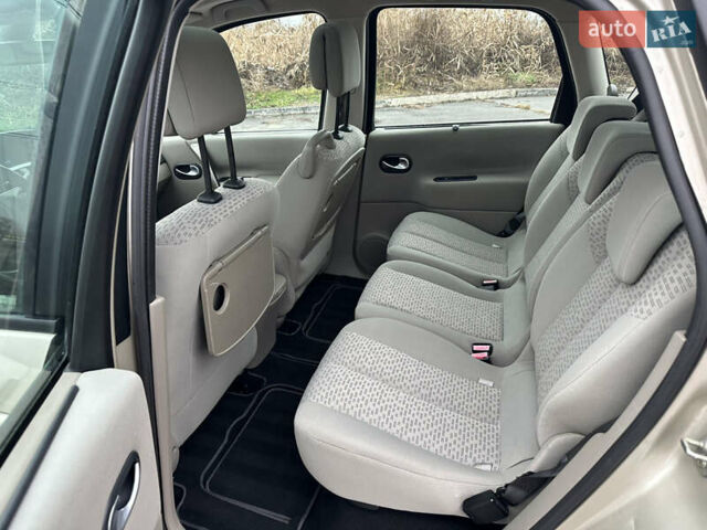 Бежевий Рено Сценік, об'ємом двигуна 1.6 л та пробігом 200 тис. км за 5800 $, фото 14 на Automoto.ua