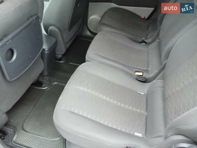 Бежевый Рено Сценик, объемом двигателя 1.6 л и пробегом 183 тыс. км за 4450 $, фото 6 на Automoto.ua