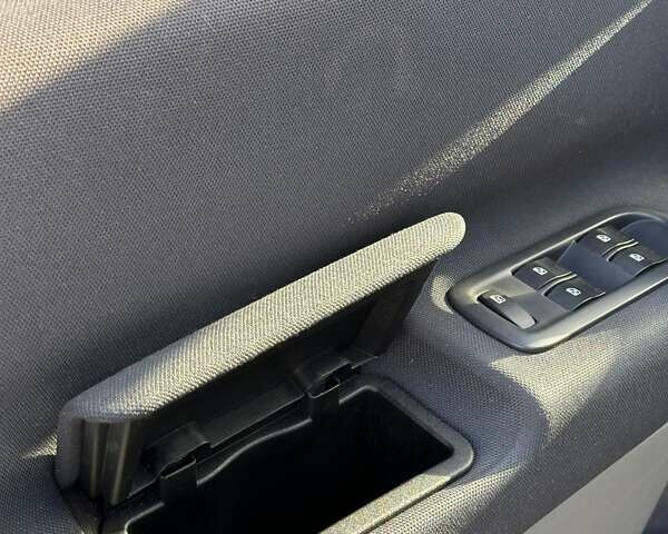 Бежевий Рено Сценік, об'ємом двигуна 1.6 л та пробігом 141 тис. км за 6000 $, фото 20 на Automoto.ua