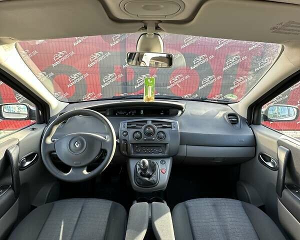 Бежевий Рено Сценік, об'ємом двигуна 1.6 л та пробігом 141 тис. км за 6000 $, фото 17 на Automoto.ua