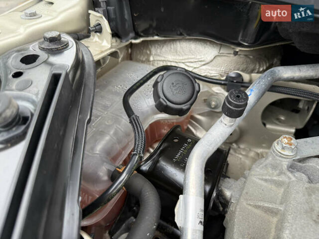 Бежевий Рено Сценік, об'ємом двигуна 1.6 л та пробігом 126 тис. км за 5500 $, фото 85 на Automoto.ua