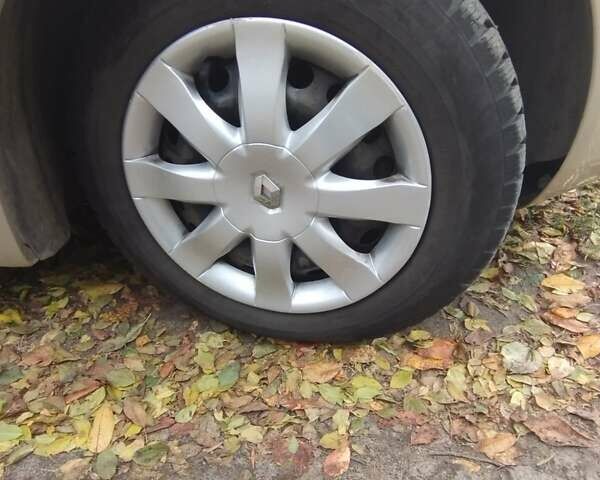 Бежевый Рено Сценик, объемом двигателя 1.6 л и пробегом 247 тыс. км за 4400 $, фото 10 на Automoto.ua