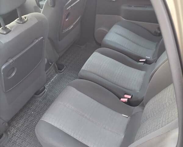 Бежевий Рено Сценік, об'ємом двигуна 1.6 л та пробігом 125 тис. км за 5185 $, фото 3 на Automoto.ua
