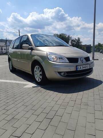 Рено Сценик 2007 в Умани на Automoto.ua Бежевый Рено Сценик, объемом двигателя 1.6 л и пробегом 270 тыс. км за 6399 $, фото 13 на Automoto.ua