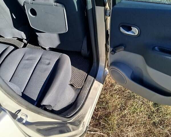 Бежевий Рено Сценік, об'ємом двигуна 1.6 л та пробігом 225 тис. км за 5500 $, фото 10 на Automoto.ua