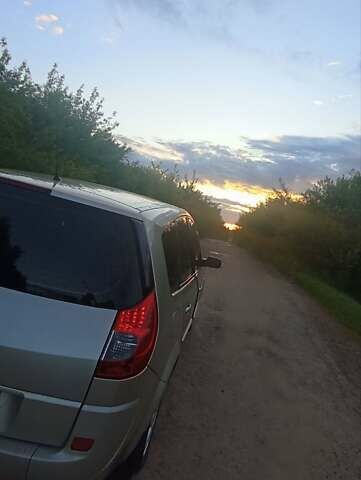 Бежевый Рено Сценик, объемом двигателя 1.6 л и пробегом 184 тыс. км за 5150 $, фото 6 на Automoto.ua