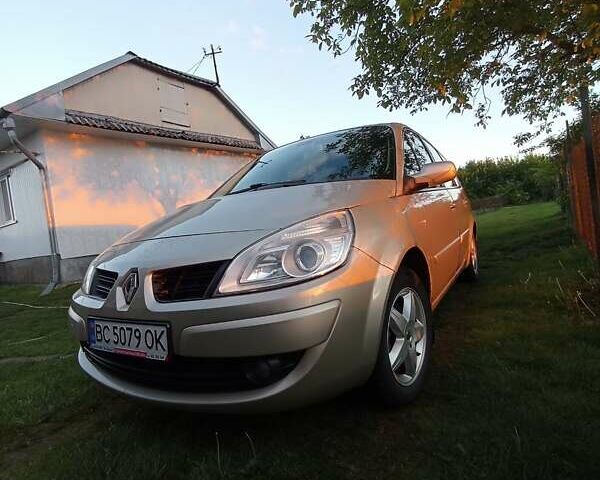 Бежевый Рено Сценик, объемом двигателя 1.6 л и пробегом 184 тыс. км за 5150 $, фото 5 на Automoto.ua