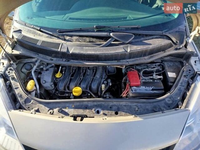 Бежевий Рено Сценік, об'ємом двигуна 1.6 л та пробігом 225 тис. км за 5500 $, фото 12 на Automoto.ua