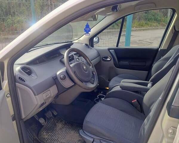 Бежевий Рено Сценік, об'ємом двигуна 1.6 л та пробігом 124 тис. км за 4999 $, фото 10 на Automoto.ua