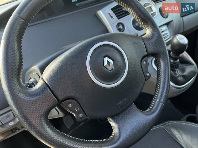 Бежевый Рено Сценик, объемом двигателя 1.6 л и пробегом 182 тыс. км за 6400 $, фото 25 на Automoto.ua