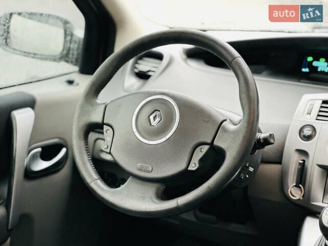 Бежевый Рено Сценик, объемом двигателя 1.6 л и пробегом 192 тыс. км за 6400 $, фото 21 на Automoto.ua