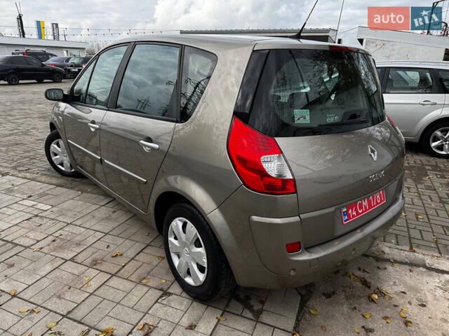 Бежевий Рено Сценік, об'ємом двигуна 1.6 л та пробігом 197 тис. км за 5699 $, фото 3 на Automoto.ua