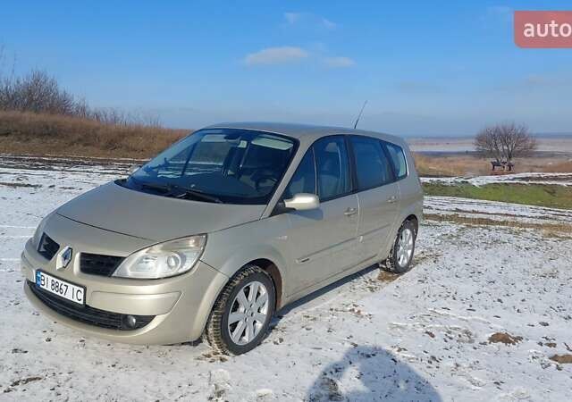 Бежевый Рено Сценик, объемом двигателя 1.6 л и пробегом 201 тыс. км за 6000 $, фото 2 на Automoto.ua