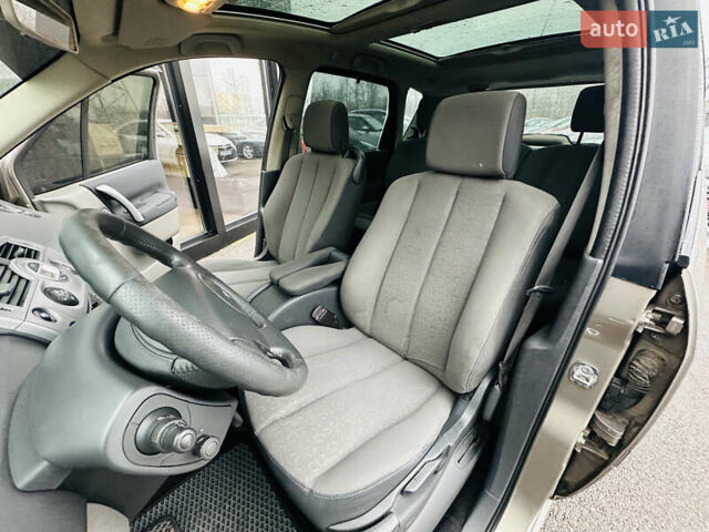 Бежевый Рено Сценик, объемом двигателя 1.6 л и пробегом 192 тыс. км за 6400 $, фото 30 на Automoto.ua