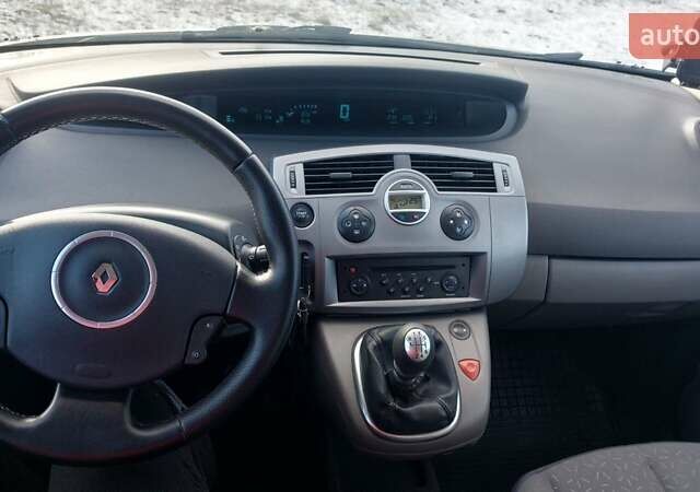 Бежевый Рено Сценик, объемом двигателя 1.6 л и пробегом 201 тыс. км за 6000 $, фото 17 на Automoto.ua