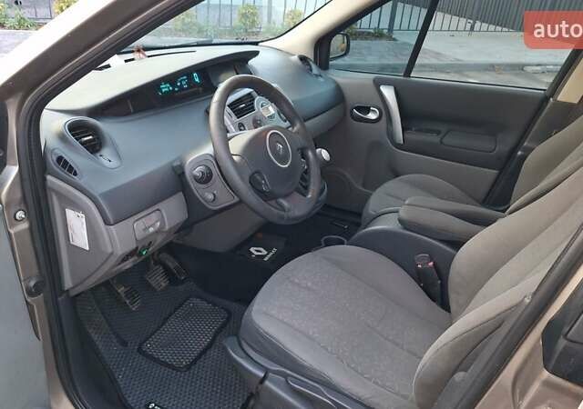 Рено Сценик 2008 в Харькове на Automoto.ua Бежевый Рено Сценик, объемом двигателя 1.6 л и пробегом 192 тыс. км за 6400 $, фото 10 на Automoto.ua