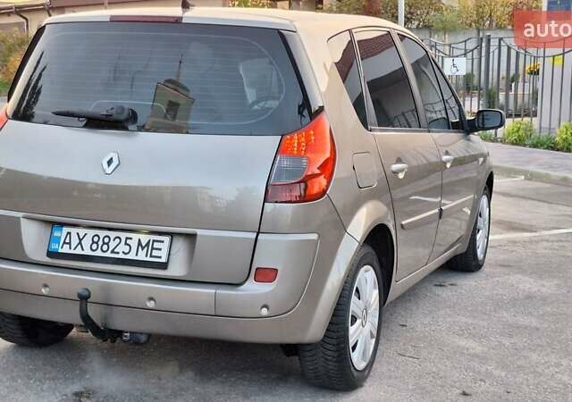 Рено Сценик 2008 в Харькове на Automoto.ua Бежевый Рено Сценик, объемом двигателя 1.6 л и пробегом 192 тыс. км за 6400 $, фото 9 на Automoto.ua