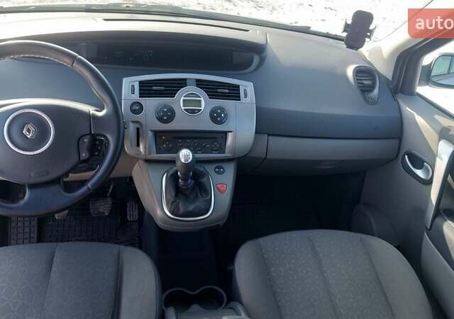 Бежевый Рено Сценик, объемом двигателя 1.6 л и пробегом 201 тыс. км за 6000 $, фото 14 на Automoto.ua