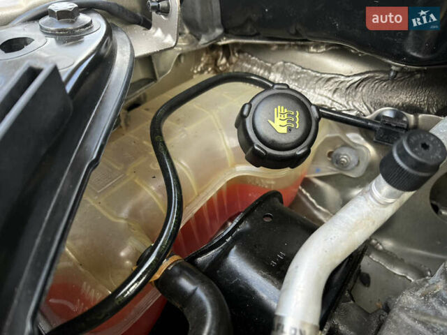 Бежевый Рено Сценик, объемом двигателя 1.6 л и пробегом 182 тыс. км за 6400 $, фото 44 на Automoto.ua