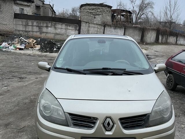 Бежевий Рено Сценік, об'ємом двигуна 1.5 л та пробігом 300 тис. км за 4400 $, фото 5 на Automoto.ua