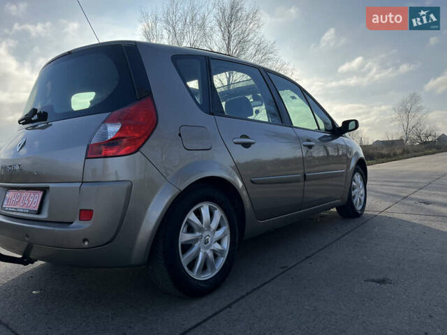 Бежевый Рено Сценик, объемом двигателя 1.6 л и пробегом 182 тыс. км за 6400 $, фото 5 на Automoto.ua