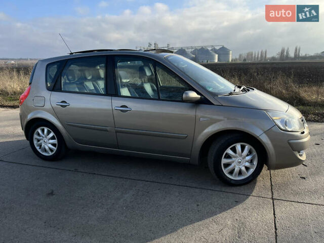 Бежевый Рено Сценик, объемом двигателя 1.6 л и пробегом 182 тыс. км за 6400 $, фото 3 на Automoto.ua