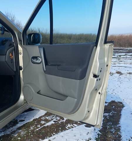 Бежевый Рено Сценик, объемом двигателя 1.6 л и пробегом 201 тыс. км за 6000 $, фото 26 на Automoto.ua