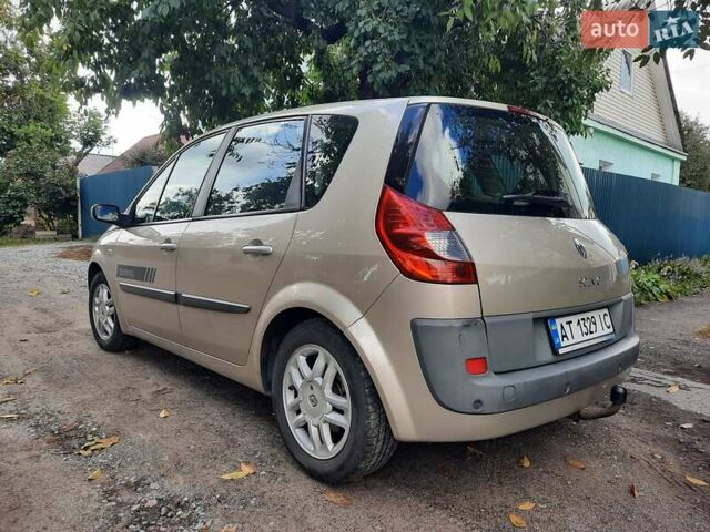 Бежевий Рено Сценік, об'ємом двигуна 1.5 л та пробігом 250 тис. км за 5555 $, фото 12 на Automoto.ua