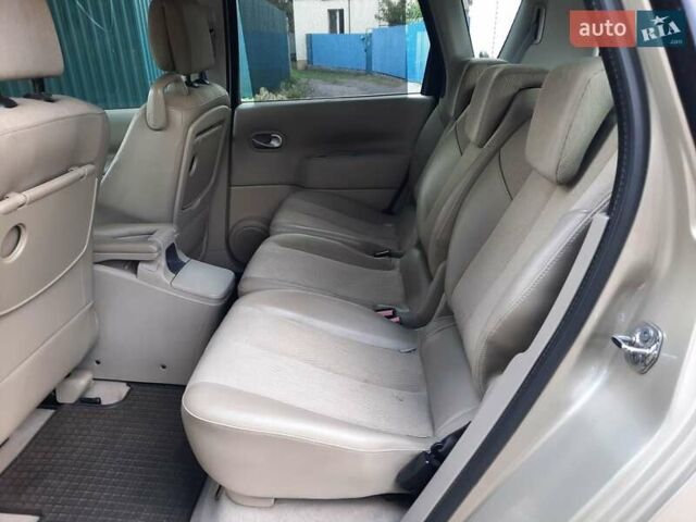 Бежевий Рено Сценік, об'ємом двигуна 1.5 л та пробігом 250 тис. км за 5555 $, фото 17 на Automoto.ua