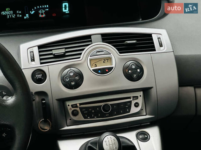 Бежевый Рено Сценик, объемом двигателя 1.6 л и пробегом 192 тыс. км за 6400 $, фото 22 на Automoto.ua