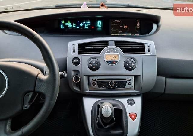 Рено Сценик 2008 в Харькове на Automoto.ua Бежевый Рено Сценик, объемом двигателя 1.6 л и пробегом 192 тыс. км за 6400 $, фото 18 на Automoto.ua