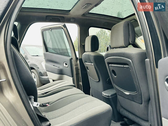 Бежевый Рено Сценик, объемом двигателя 1.6 л и пробегом 192 тыс. км за 6400 $, фото 13 на Automoto.ua