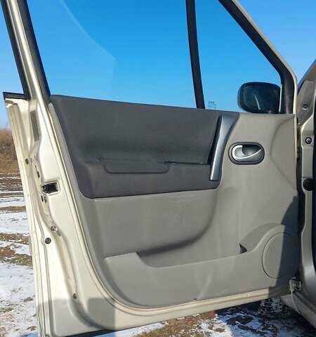 Бежевый Рено Сценик, объемом двигателя 1.6 л и пробегом 201 тыс. км за 6000 $, фото 23 на Automoto.ua