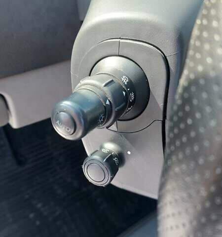 Бежевый Рено Сценик, объемом двигателя 1.6 л и пробегом 201 тыс. км за 6000 $, фото 15 на Automoto.ua