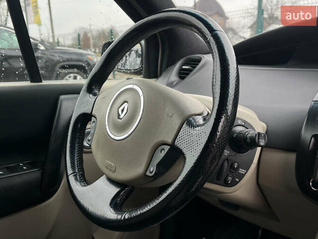Бежевый Рено Сценик, объемом двигателя 1.87 л и пробегом 250 тыс. км за 5500 $, фото 15 на Automoto.ua