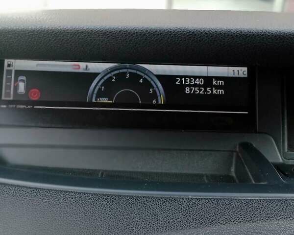 Рено Сценик 2009 в Ивано-Франковске на Automoto.ua Бежевый Рено Сценик, объемом двигателя 1.5 л и пробегом 213 тыс. км за 5300 $, фото 7 на Automoto.ua