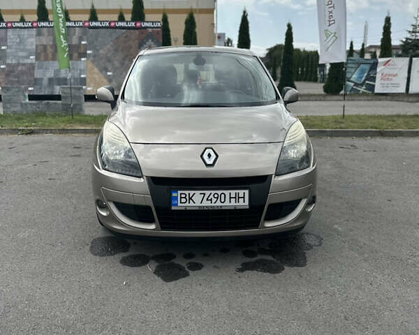 Бежевий Рено Сценік, об'ємом двигуна 1.6 л та пробігом 221 тис. км за 6900 $, фото 7 на Automoto.ua