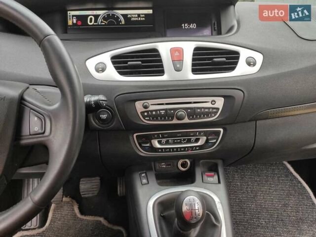 Бежевий Рено Сценік, об'ємом двигуна 1.89 л та пробігом 250 тис. км за 6600 $, фото 19 на Automoto.ua