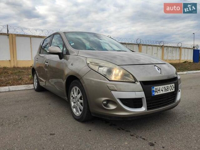 Бежевий Рено Сценік, об'ємом двигуна 1.89 л та пробігом 250 тис. км за 6600 $, фото 3 на Automoto.ua