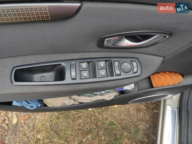 Бежевий Рено Сценік, об'ємом двигуна 1.89 л та пробігом 250 тис. км за 6600 $, фото 14 на Automoto.ua