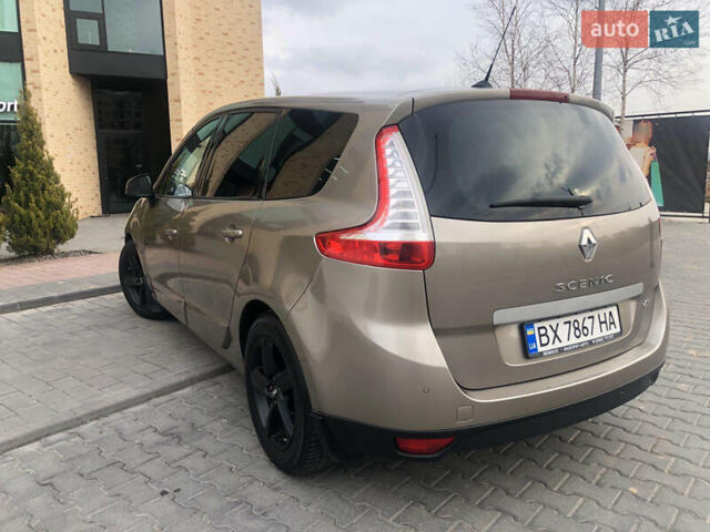 Бежевий Рено Сценік, об'ємом двигуна 1.99 л та пробігом 320 тис. км за 10000 $, фото 10 на Automoto.ua