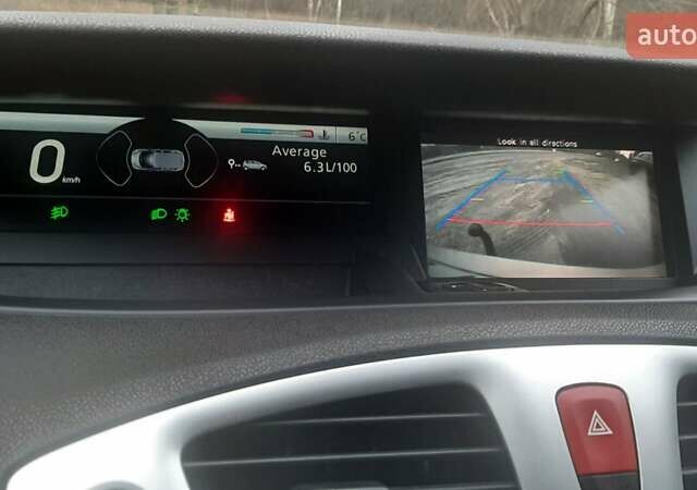 Бежевый Рено Сценик, объемом двигателя 1.9 л и пробегом 242 тыс. км за 7790 $, фото 7 на Automoto.ua