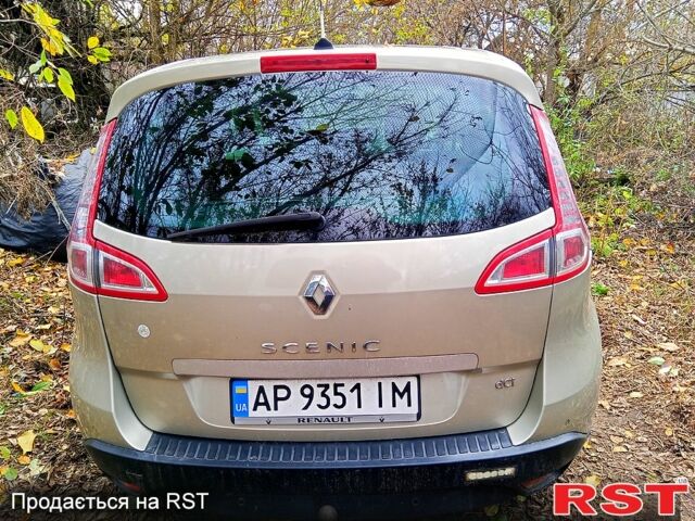 Рено Сценик 2011 в Чернигове на Automoto.ua Бежевый Рено Сценик, объемом двигателя 1.6 л и пробегом 285 тыс. км за 6500 $, фото 4 на Automoto.ua