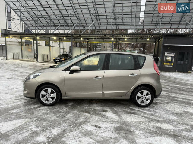 Бежевый Рено Сценик, объемом двигателя 1.5 л и пробегом 153 тыс. км за 7999 $, фото 3 на Automoto.ua
