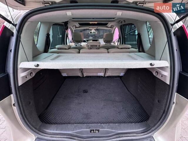 Бежевий Рено Сценік, об'ємом двигуна 1.6 л та пробігом 289 тис. км за 6500 $, фото 14 на Automoto.ua