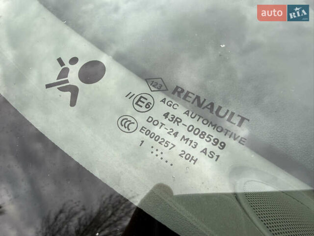 Рено Сценик 2012 в Луцке на Automoto.ua Бежевый Рено Сценик, объемом двигателя 1.6 л и пробегом 177 тыс. км за 7200 $, фото 43 на Automoto.ua