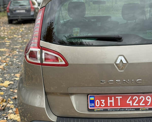 Рено Сценик 2012 в Луцке на Automoto.ua Бежевый Рено Сценик, объемом двигателя 1.6 л и пробегом 177 тыс. км за 7200 $, фото 24 на Automoto.ua