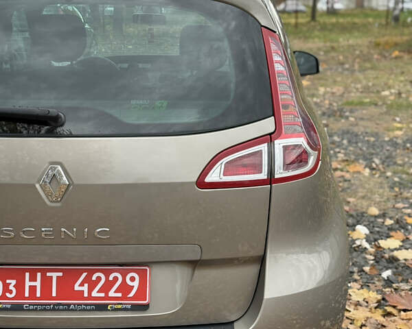 Рено Сценик 2012 в Луцке на Automoto.ua Бежевый Рено Сценик, объемом двигателя 1.6 л и пробегом 177 тыс. км за 7200 $, фото 23 на Automoto.ua