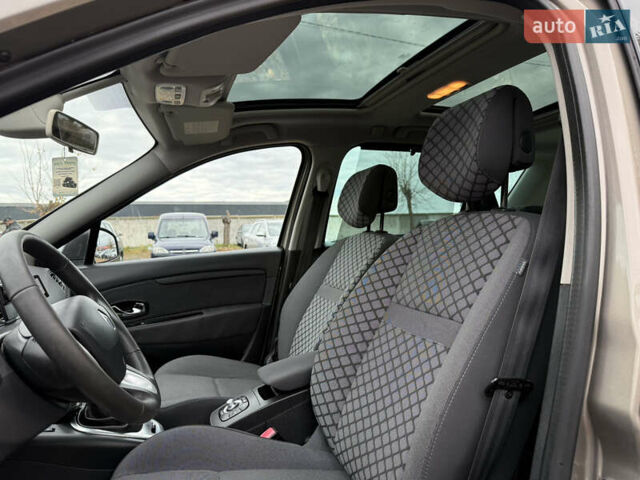 Рено Сценик 2012 в Луцке на Automoto.ua Бежевый Рено Сценик, объемом двигателя 1.6 л и пробегом 177 тыс. км за 7200 $, фото 34 на Automoto.ua