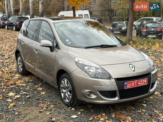 Рено Сценик 2012 в Луцке на Automoto.ua Бежевый Рено Сценик, объемом двигателя 1.6 л и пробегом 177 тыс. км за 7200 $, фото 21 на Automoto.ua